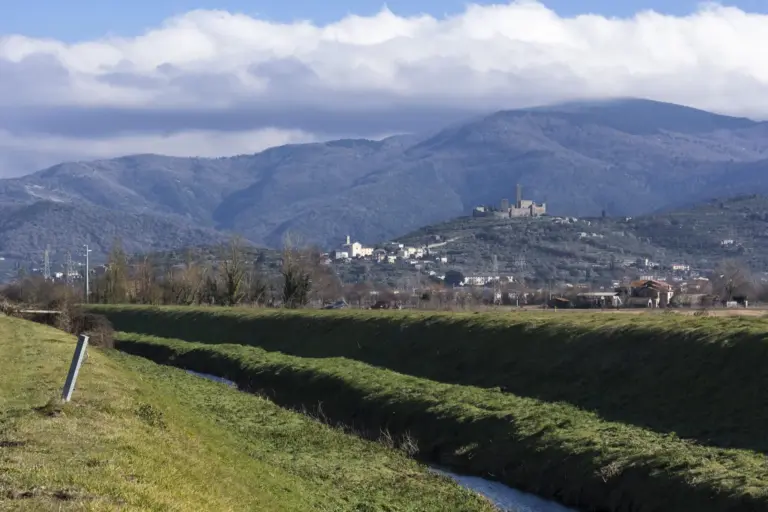 Castello di Montecchio Vesponi 2