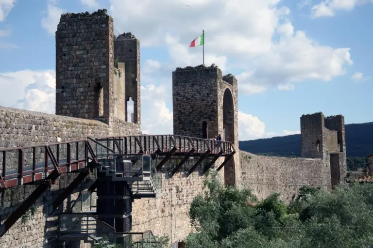 Monteriggioni - Borgo Murato 10