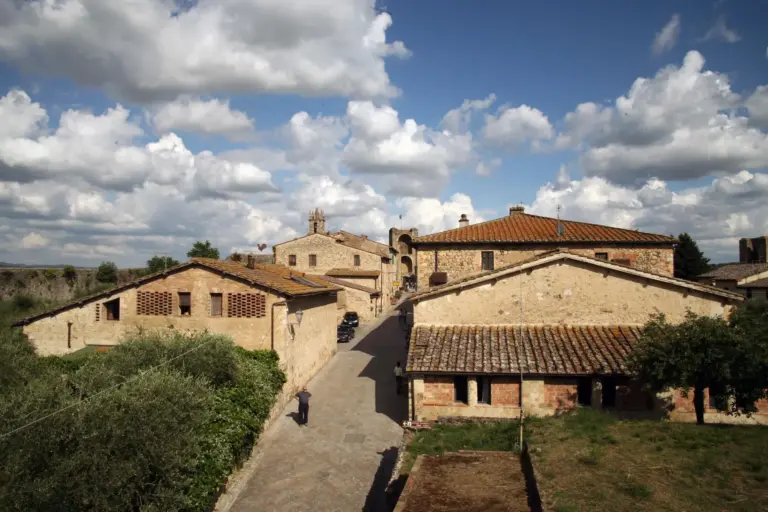 Monteriggioni - Borgo Murato 13