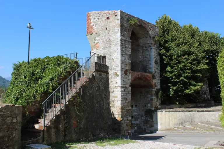 Nozzano Castello 9