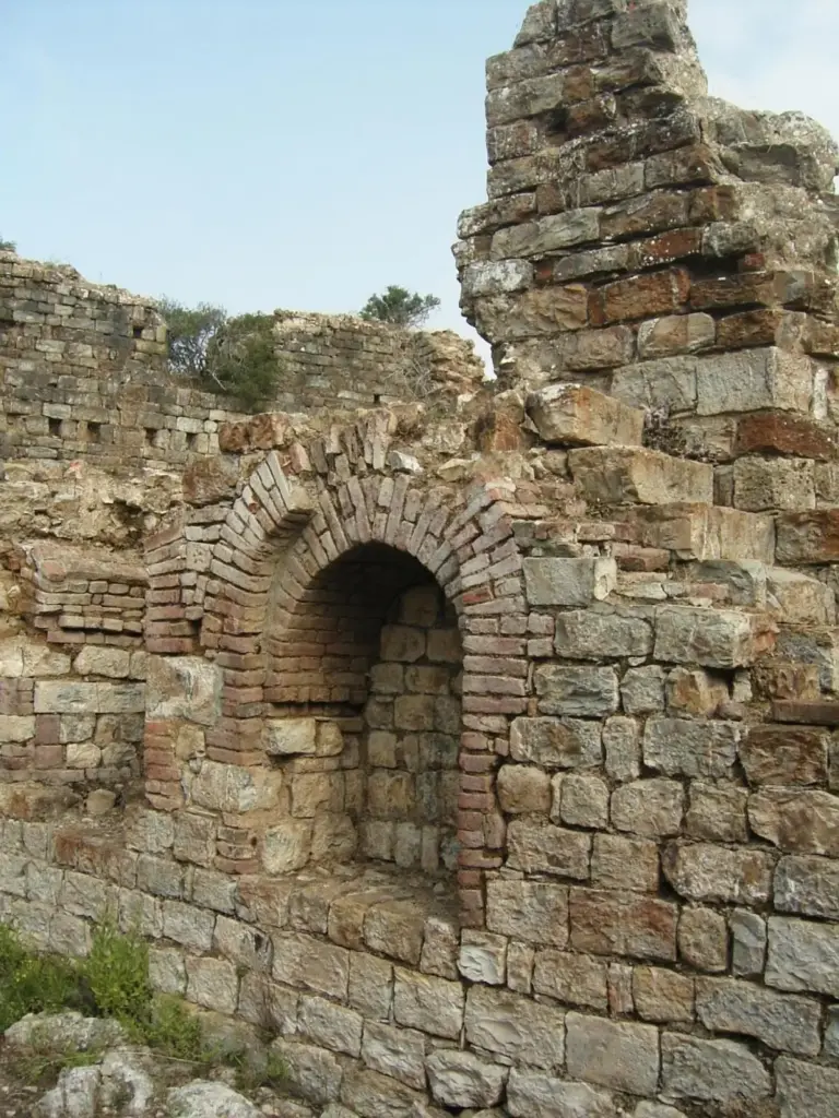 Castel Pietra 21