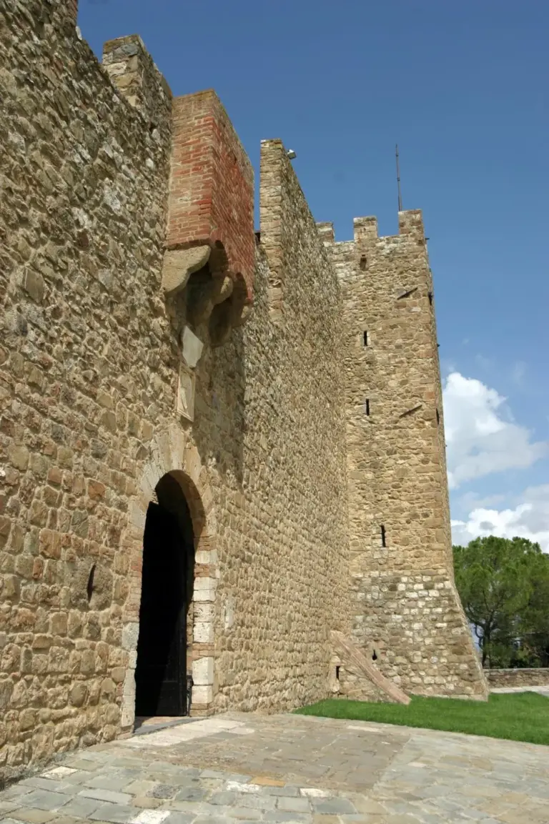 Castello di Poggio alle Mura - Castello Banfi 6