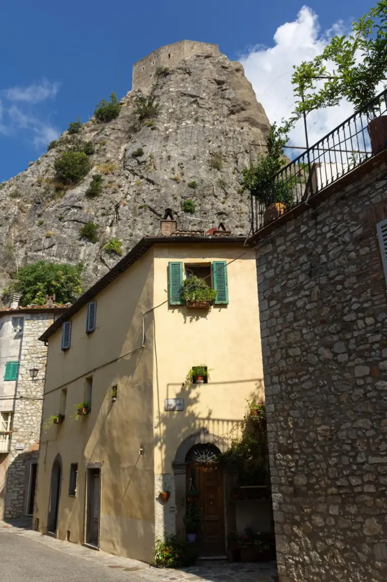 Rocca Aldobrandesca e Cassero Senese - Roccalbegna 6