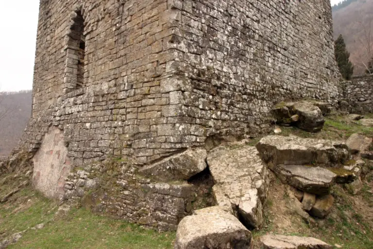 Castello di Sambuca Pistoiese 4