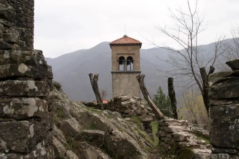 Castello di Sambuca Pistoiese 6