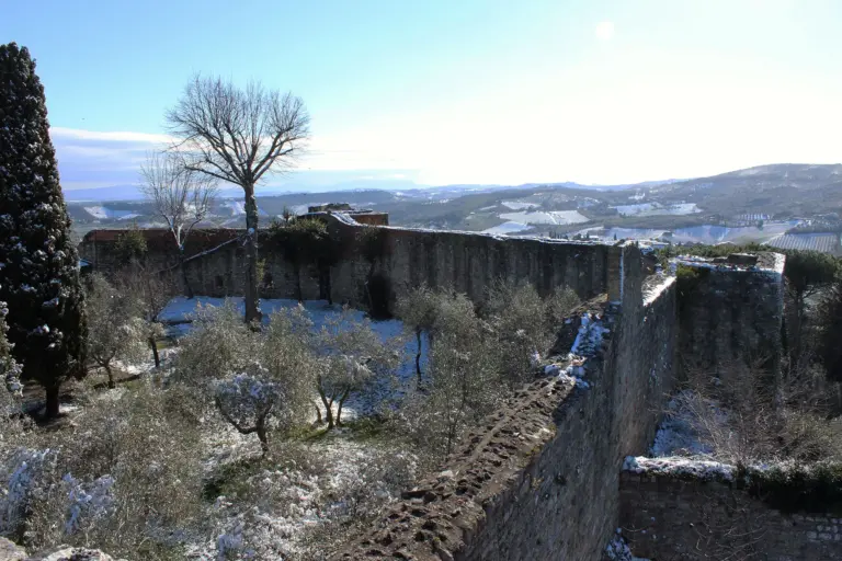 Rocca di Montestaffoli e Mura di San Gimignano 10