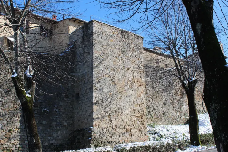 Rocca di Montestaffoli e Mura di San Gimignano 12