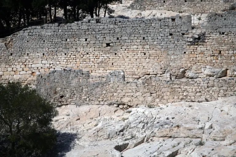 Rocca San Silvestro 2