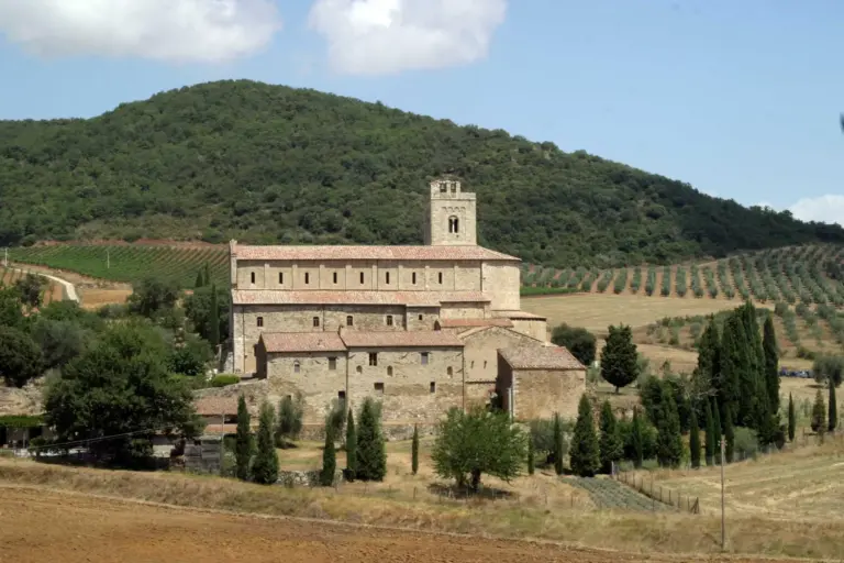 Sant'Antimo - Abbazia 2