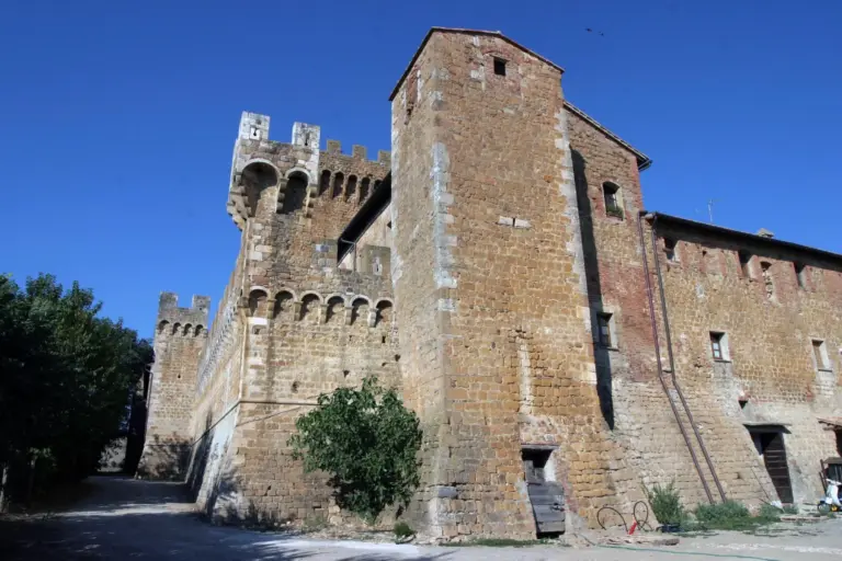 Castello di Spedaletto 4