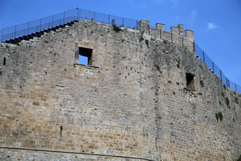 Rocca di Staggia Senese (Castello dei Franzesi) 3