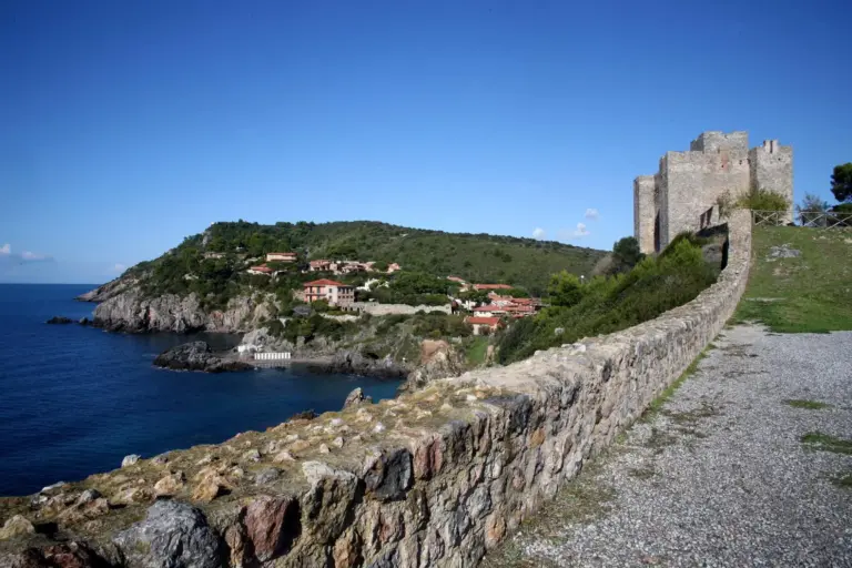 Rocca di Talamone 2