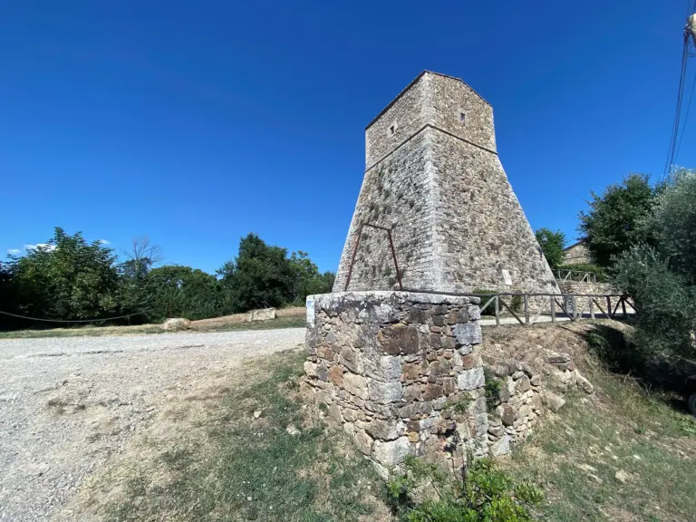 Castello di Vignoni Alto 3